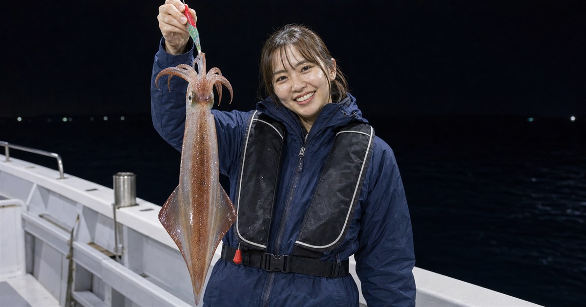 イカメタルの釣り方を解説｜誘い・タナ・アタリの基本
